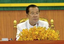 សម្ដេចតេជោ ហ៊ុន សែន ផ្ញើសារអបអរសាទរ លោក ដាតុអាវ៉ាង បៀមីប៊ីន អាវ៉ាងអាលី បាសា ប្រធានព្រឹទ្ធសភាម៉ាឡេស៊ី ក្នុងឱកាសខួបលើកទី៦៨ នៃទិវាឯករាជ្យជាតិម៉ាឡេស៊ី