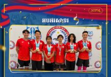 សម្តេចបវរធិបតី ហ៊ុន ម៉ាណែត អបអរសាទរ ក្រុមជម្រើសជាតិយុវជន កីឡាហែលទឹកពាក់ជើងទាកម្ពុជា ដែលបានឈ្នះមេដាយ ១៦គ្រឿង ក្នុងការប្រកួតនៅម៉ាឡេស៊ី