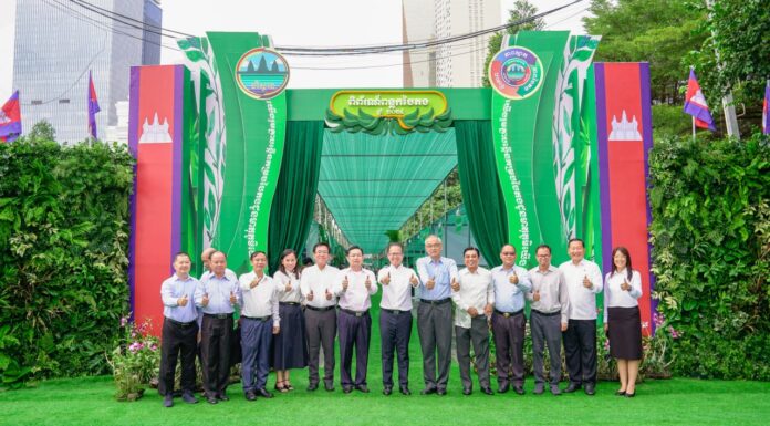 ក្រសួងបរិស្ថាន នឹងរៀបចំយុទ្ធនាការ «ពន្លកបៃតង» ឆ្នាំ២០២៦ ចែកកូនឈើជូនពលរដ្ឋដោយឥតគិតថ្លៃ ចាប់ពីថ្ងៃទី១០ ដល់ថ្ងៃទី១៣ ខែកក្កដា