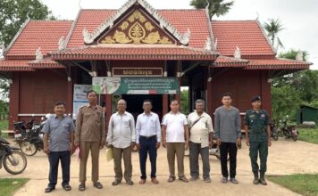 អាជ្ញាធរស្រុកឆែប ចុះបិទប្រកាសផ្អាកការដ្ឋានផ្ទះល្វែងខុសច្បាប់ជាផ្លូវការ ក្រោយម្ចាស់សំណង់រឹងរូសមិញព្រមចូលរួមសហការ