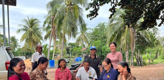 គណៈកម្មាធិការគណបក្សប្រជាជនកម្ពុជាឃុំទួលគ្រើល រៀបចំកិច្ចប្រជុំសំណេះសំណាលជាមួយមេគ្រួសារបក្ស នៅភូមិជន្លូស