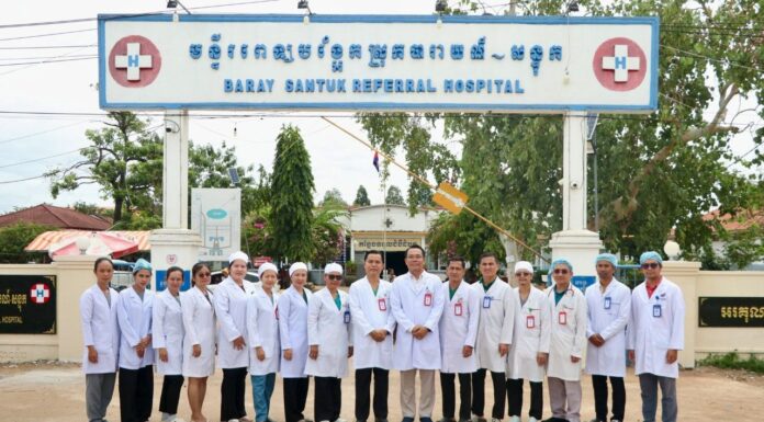 មន្ទីរព័ត៌មាន និងមន្ទីរសុខាភិបាល ខេត្តកំពង់ធំ រួមគ្នាពង្រីកការផ្សព្វផ្សាយព័ត៌មានសេវាសុខាភិបាលជូនប្រជាពលរដ្ឋ