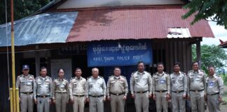 លោកឧត្តមសេនីយ៍ទោ ហេង សុផល ជំរុញដល់កម្លាំងប៉ុស្តិ៍នគរបាលរដ្ឋបាល បង្កើនប្រសិទ្ធភាពការងារផ្ដល់សេវាសាធារណៈ ជូនប្រជាពលរដ្ឋ ប្រកបដោយភាពកក់ក្តៅ