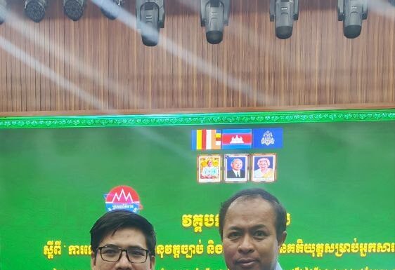 សមាគមអតីតយុទ្ធជន និងនិវត្តជនកម្ពុជាខេត្តកំពង់ធំ នាំយកស្បៀងអាហារ និងសម្ភារៈ សម្រាប់សាងសង់ផ្ទះជូនអតីតយុទ្ធជន ដែលរងគ្រោះដោយអគ្គីភ័យឆាប់ឆេះផ្ទះអស់គ្មានសល់ នៅឃុំក្ដីដូង ស្រុកកំពង់ស្វាយ ខេត្តកំពង់ធំ ។