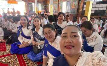 សាខាសមាគមនារីកម្ពុជាដើម្បីសន្តិភាព និងអភិវឌ្ឍន៍ខេត្តព្រះសីហនុ ប្រារព្ធពិធីកាន់បិណ្ឌវេនទី១១ នៅតាមវត្តអារាមជាច្រើន និងបានបន្តសកម្មភាពមនុស្សធម៌ចែកអំណោយជូនប្រជាពលរដ្ឋក្រីក្រ