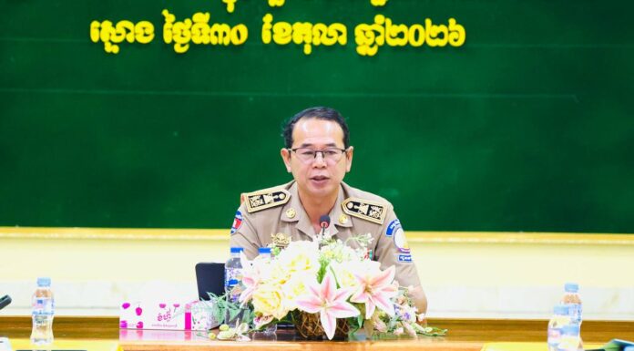 លោកអភិបាលស្រុកស្ទោង បានលើកឡើងថា ការពង្រឹងសន្តិសុខ សណ្តាប់ធ្នាប់ និងការផ្សព្វផ្សាយច្បាប់ភូមិបាល និងលិខិតបទដ្ឋានគតិយុត្តិនានា ជាកិច្ចការអាទិភាពដើម្បីផលប្រយោជន៍ប្រជាពលរដ្ឋ